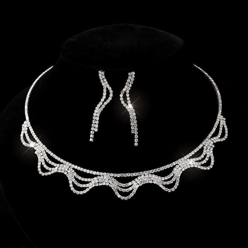 Set naušnica i ogrlica sa rhinestones, ogrlica s leptir-priveskom, lanac u obliku O, ženski modni nakit; oblike privjeska: srce, kapljica, zvončić