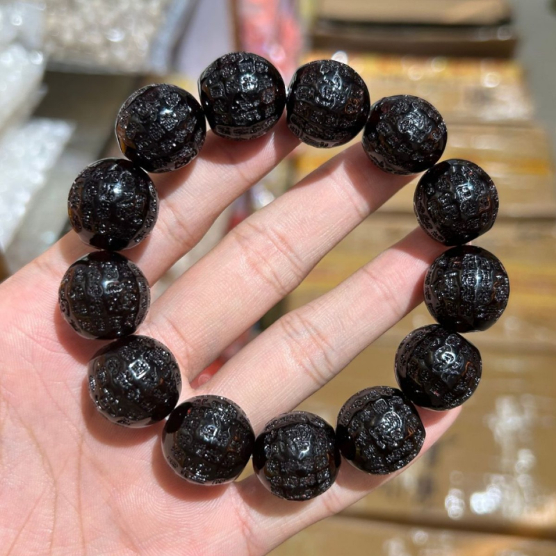 Narukvica Pixiu, etnički stil, unisex; Materijal: plastika/smola; Ručni rad; 12 komada