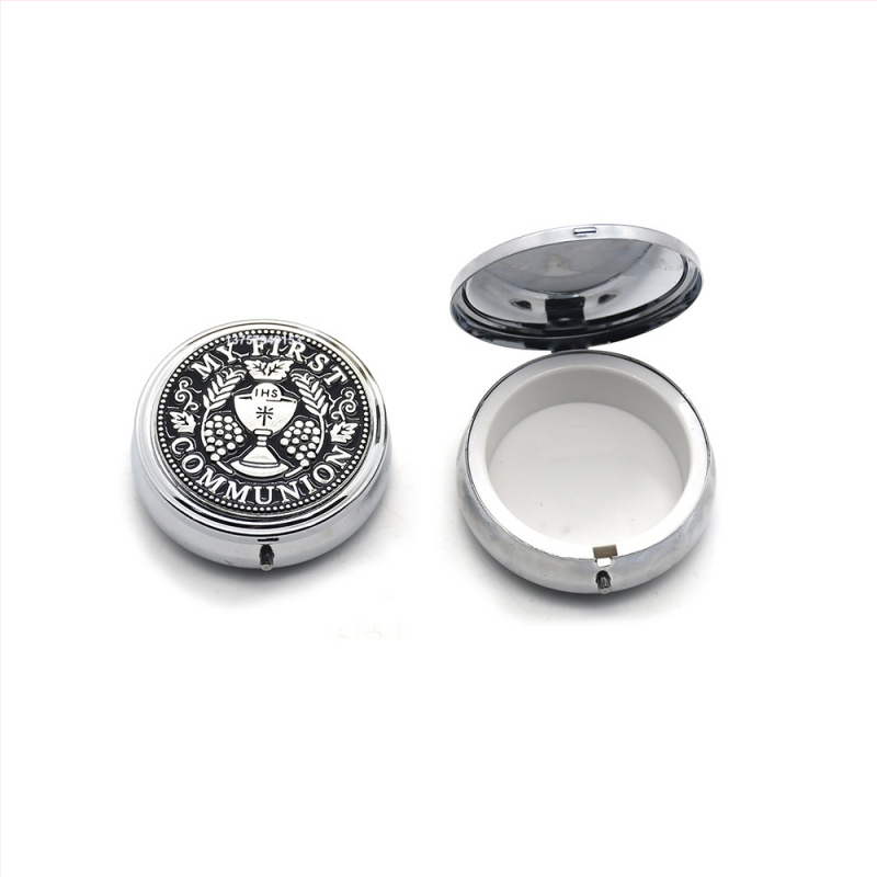 Κουτί δώρου ροζάριο με τον Άγιο Βενέδικτο και την Παναγία – Κράμα Ψευδάργυρου, ανάγλυφη επιφάνεια, Θρησκευτικό στυλ