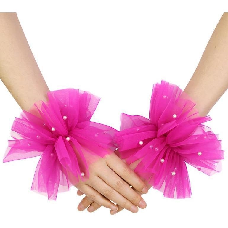 Kāzu cimdi bez pirkstiem, īsi, mežģīnēti, saglabā siltumu pavasarī.