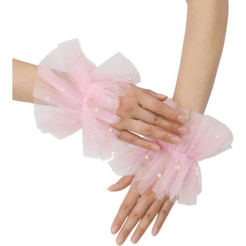 Kāzu cimdi bez pirkstiem, īsi, mežģīnēti, saglabā siltumu pavasarī.