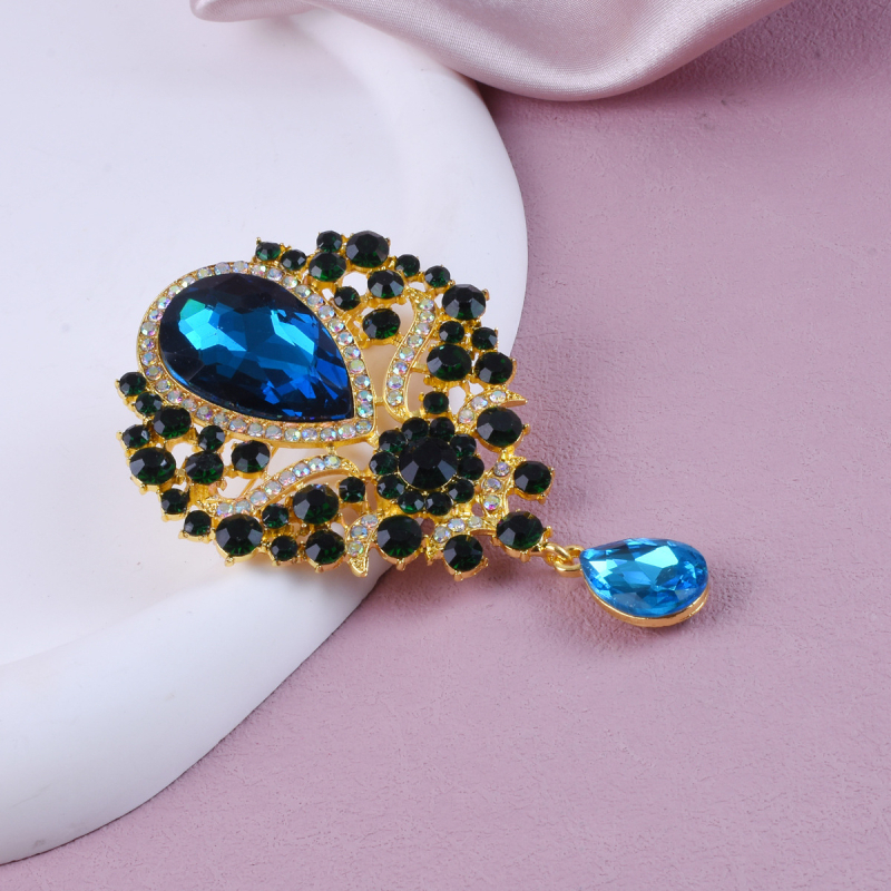 Női bross, geometriai stílus, cinkötvözet, elektropolírozott, többfunkciós