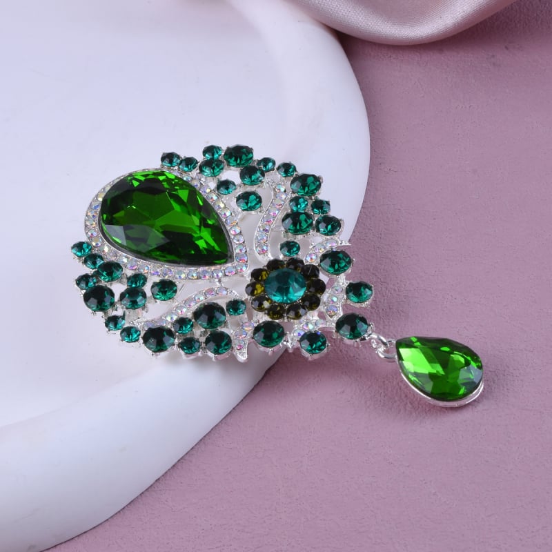 Női bross, geometriai stílus, cinkötvözet, elektropolírozott, többfunkciós