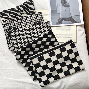 Триъгълен шал с леопардов принт, полиестер, поддържа топло за зима и пролет.