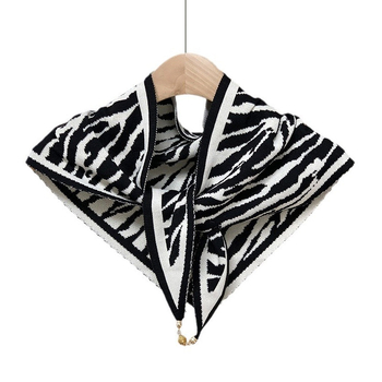 Триъгълен шал с леопардов принт, полиестер, поддържа топло за зима и пролет.