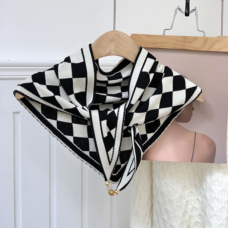 Триъгълен шал с леопардов принт, полиестер, поддържа топло за зима и пролет.