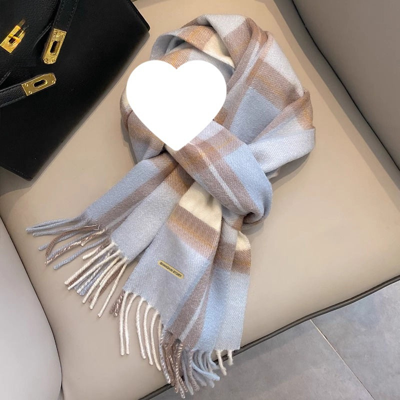 Sieviešu vilnas šalle, raksts ar kvadrātiņu rakstu, tīra vilna, pavasaris