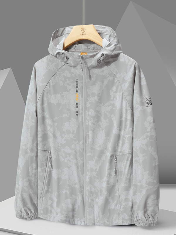 Ārējā vēja jaka 996 – universāla, UPF50+ UV aizsardzība, elpojoša un ļoti viegla, kamuflāžas modelis ar kapuci, poliesters