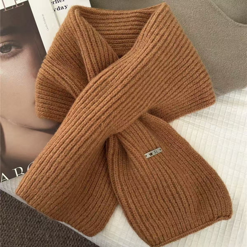 Ženski vuneni pleteni šal, korejski stil, krizni dizajn, topao (warp pletenje; vuna; zima)