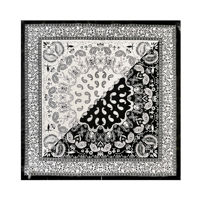 Полиестерен квадратен шал с принт кашу, твил плат, летен сезон 2025