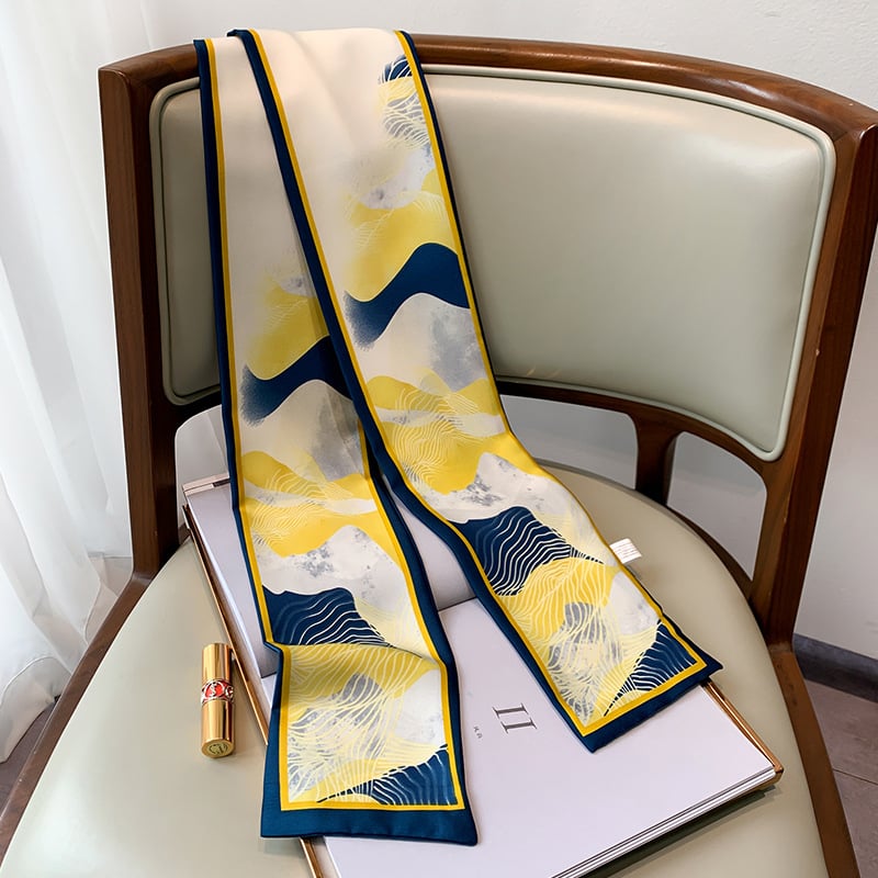 Γυναικείος φουλάρι από συνθετικό μετάξι, διπλής χρήσης ως λαστιχάκι μαλλιών και φουλάρι λαιμού, απλή ύφανση, μεσαίου μήκους, Καλοκαίρι 2021.