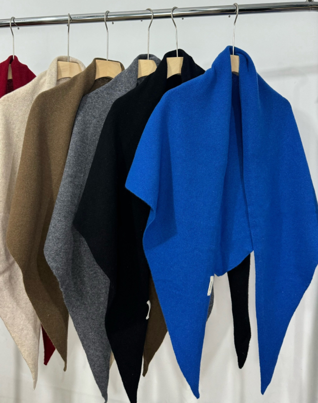 Unisex vuneni trokutasti šal za zimu, 100% vuna, pleteni, održava toplinu