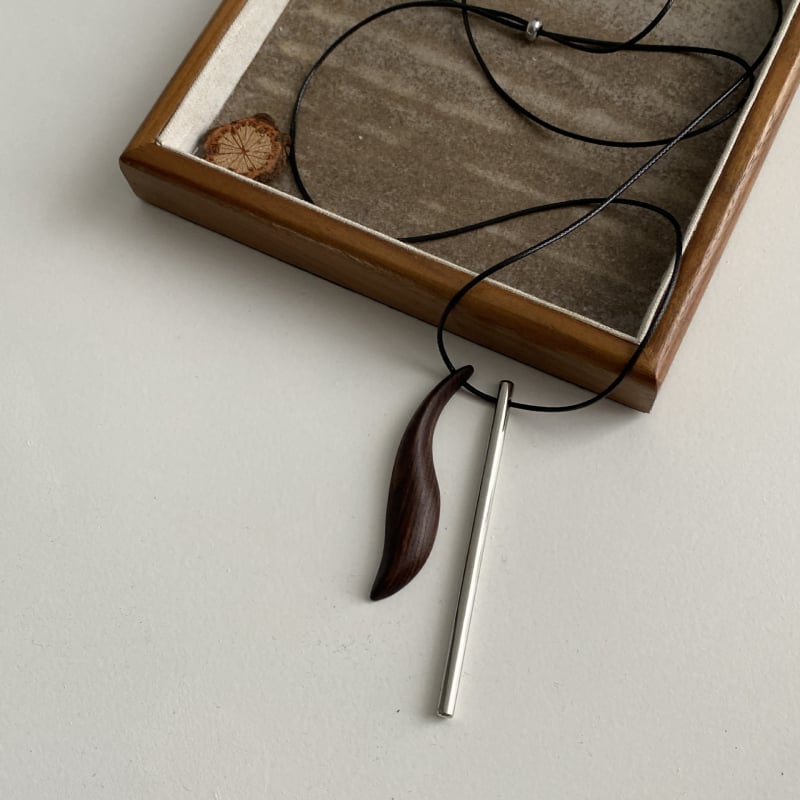 Pikk kaelakee titaani terasest, geomeetriline ripats, Korea-stiilis naistele, kevad 2025