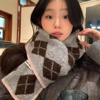 Šalis iš pūko kolledžo stiliaus su rombo forma ir taškių modeliu, imitacija kašmyro, mezginė kraštinė, žieminis šiltas moterims