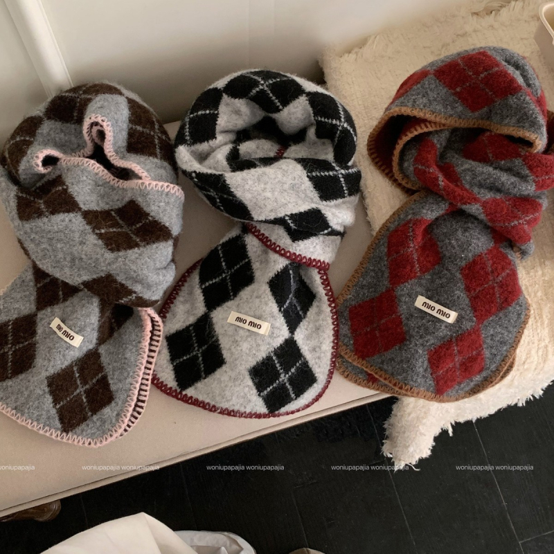 Šalis iš pūko kolledžo stiliaus su rombo forma ir taškių modeliu, imitacija kašmyro, mezginė kraštinė, žieminis šiltas moterims