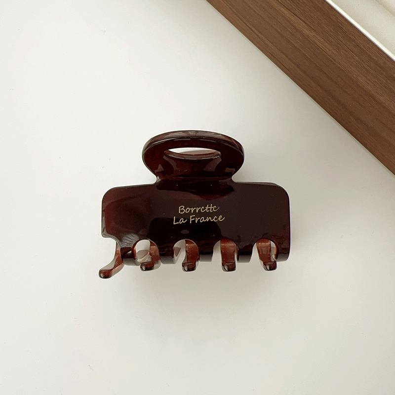 Klip za kosu s dizajnom ajkule, pravokutnog oblika, luksuzan dojam; ručna izrada; materijal: octena kiselina; izlazak: ljeto 2025