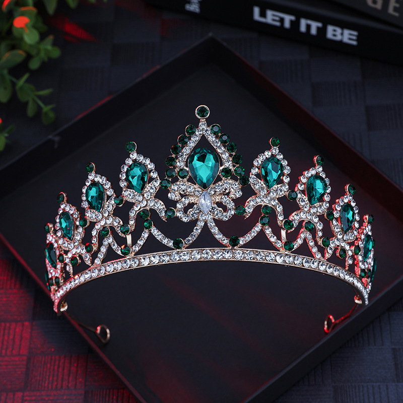 Diadem – Barokni stil s bijelim kristalima, dijamantno obrađena, od legure