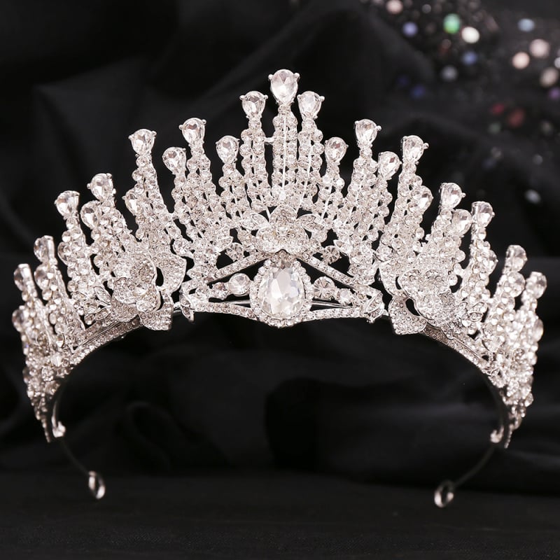Lydinio karūna su deimantų apdaila ir krištolo akcentais vestuvėms ir gimtadieniams
