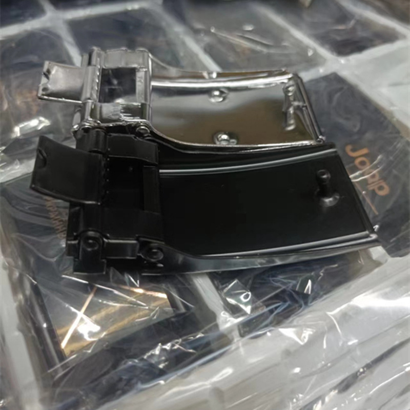 Férfi öv automata csattal — Mio Wolf; Anyag: Vas; Csatt típusa: Automata; Stílus: Szabadidő; Minden évszakhoz alkalmas