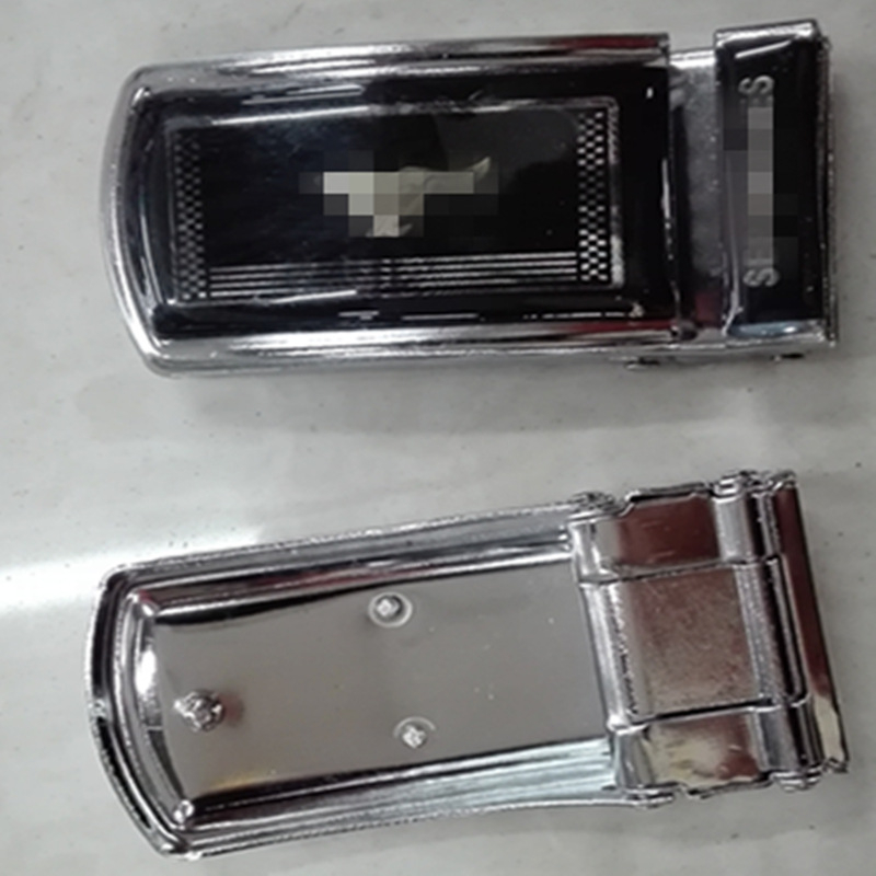 Férfi öv automata csattal — Mio Wolf; Anyag: Vas; Csatt típusa: Automata; Stílus: Szabadidő; Minden évszakhoz alkalmas