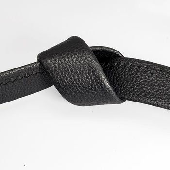 Dvostrani pojas od prve slojevne teleće kože s automatskom kopčom, reljefna obrada, širina 3 cm