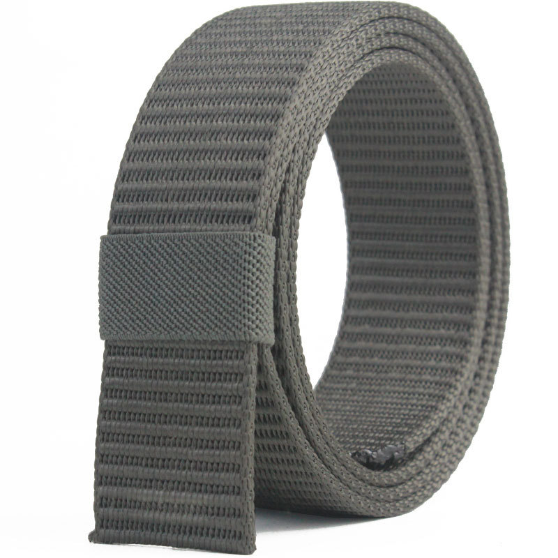 Automata csattal ellátott fonott nylonöv, lyukak és fogak nélkül; szélesség 3,4 cm, vastagság 3 mm, mesterséges nylonból