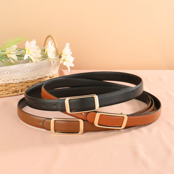 Női valódi bőr öv; két réteg marhabőr konstrukció; ötvözet csattal és pin-zárás; antik felület.