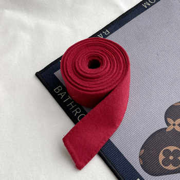 Dvipusis vilnonis paltas su automatine sagtimi ir plačiu diržu (>4 cm), žiema 2022