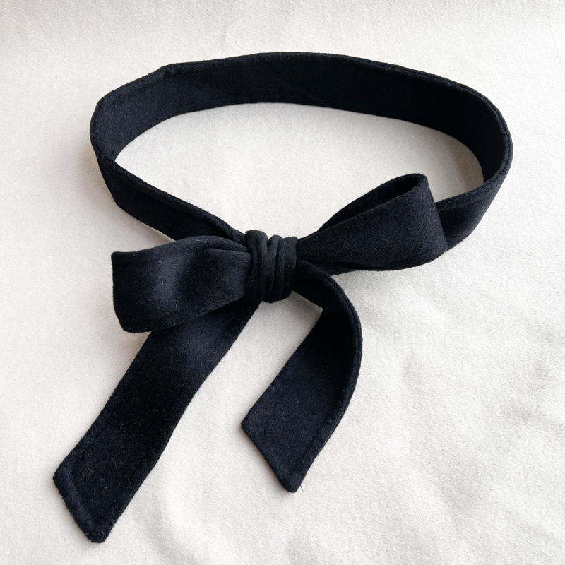 Dvipusis vilnonis paltas su automatine sagtimi ir plačiu diržu (>4 cm), žiema 2022