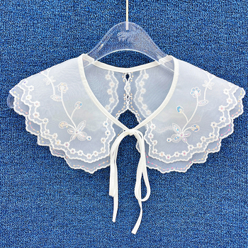 Gallér virág és csokornyakkendő — anyag: organza, sifon, csipke, koreai len; stílus: síkfejű, női, koreai verzió; technika: hímzés; minta: virág