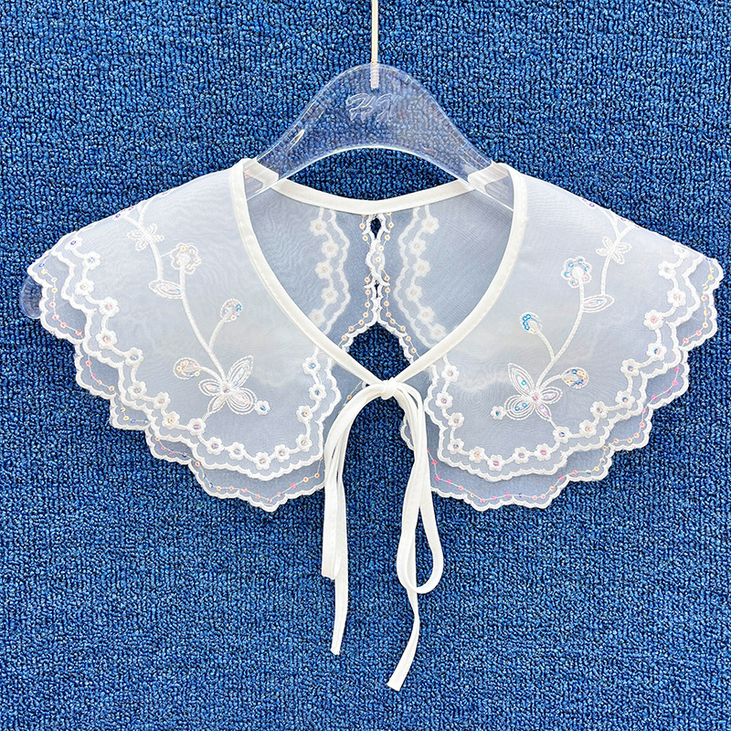 Gallér virág és csokornyakkendő — anyag: organza, sifon, csipke, koreai len; stílus: síkfejű, női, koreai verzió; technika: hímzés; minta: virág