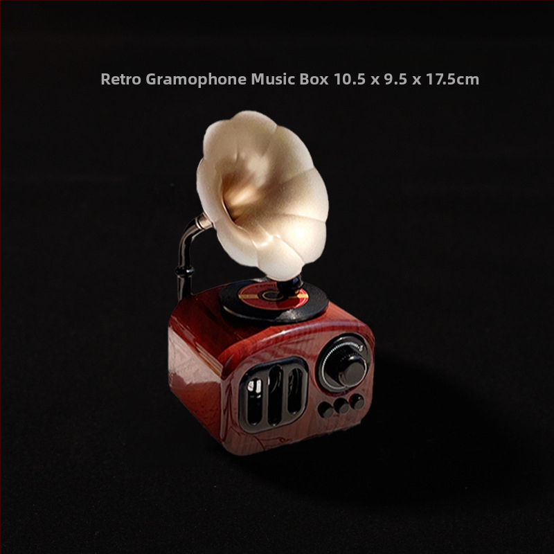 Fotorekviziti u drevnom stilu, antikne jade lutke, drveni pozadinski okvir, kod proizvoda Xw5g7eym