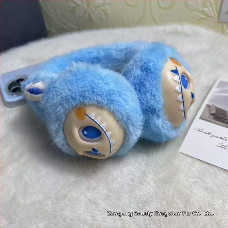 Detské kožušné ušné náušníky, vzor v blokoch farieb, vetruodolné, teplé na zimu