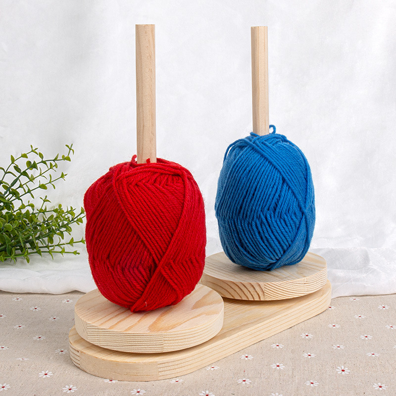 Навивател за вълнена прежда със въртяща се дървена рамка – ръчно изработено, минималистичен стил, без внос