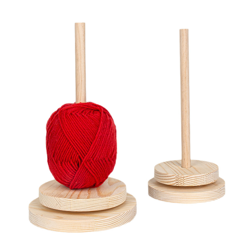 Навивател за вълнена прежда със въртяща се дървена рамка – ръчно изработено, минималистичен стил, без внос