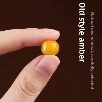 Lahtised helmed – kristallmaterjal, ümmargune kuju, väärikas muster