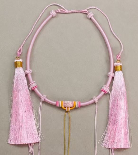 Kūdikių kaklo papuošalas su U formos vieliniu pakabuku, apimtis 41–50 cm, O grandinė, reguliuojamas