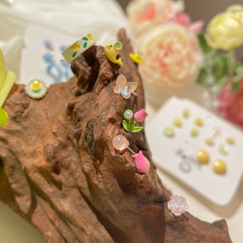 Youmi kõrvarõngad tsinksegust värvikattega, süda-kujundused, lill, pael, Yiwu päritolu