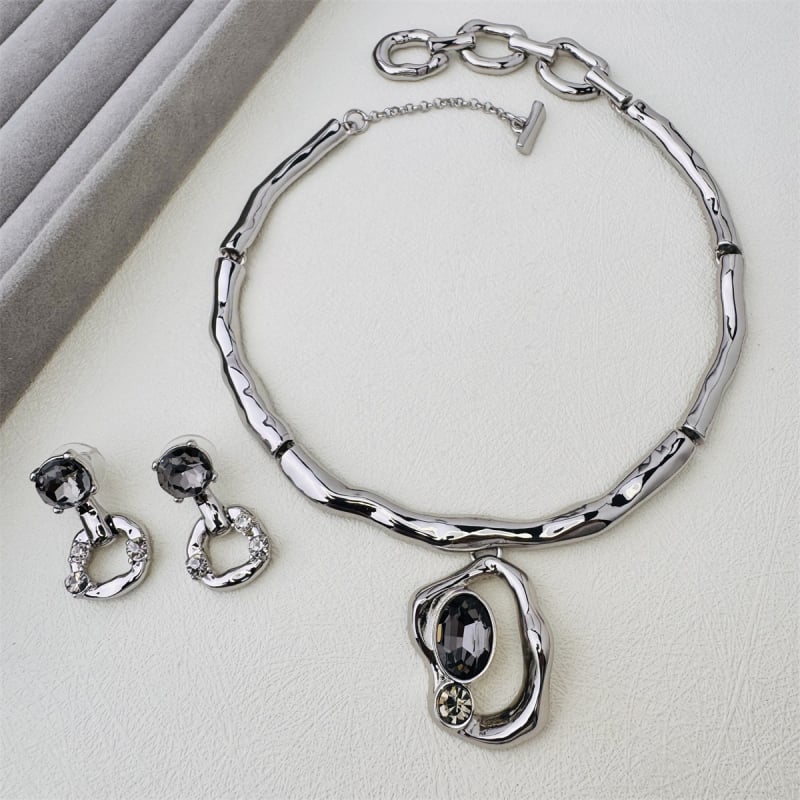 Kaelakee tüüp, kunstkristallripats, tsingi sulam, O-tüüpi ahela, 54 g, Euroopa-Ameerika keskaja stiil