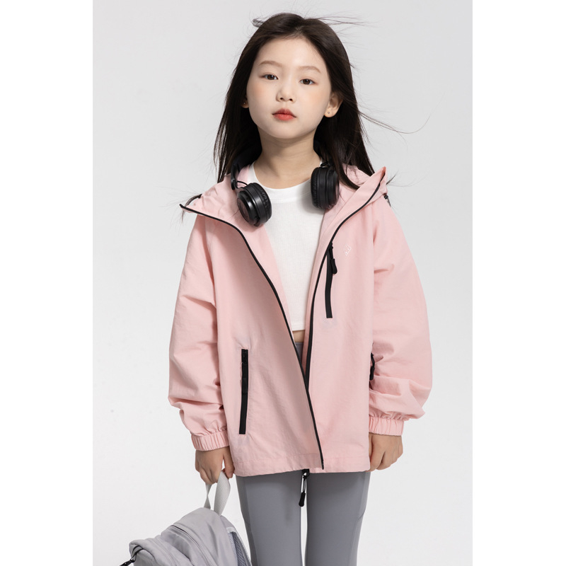 Striukė mergaitei su trim apsaugomis: kvėpuojanti, atspari vandeniui ir vėjui, su gobtuvu, 7–12 metų vaikams — CLARA GIRLS