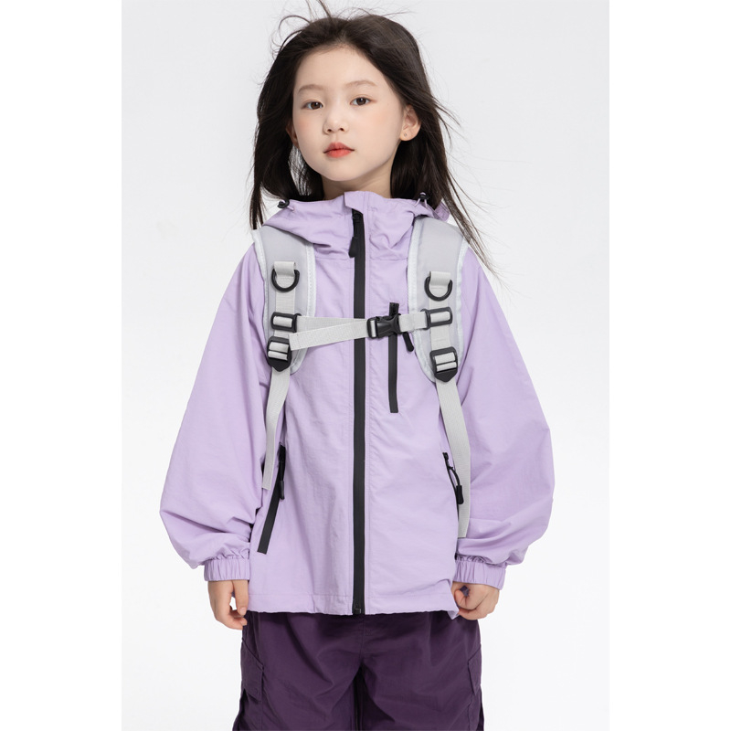 Striukė mergaitei su trim apsaugomis: kvėpuojanti, atspari vandeniui ir vėjui, su gobtuvu, 7–12 metų vaikams — CLARA GIRLS