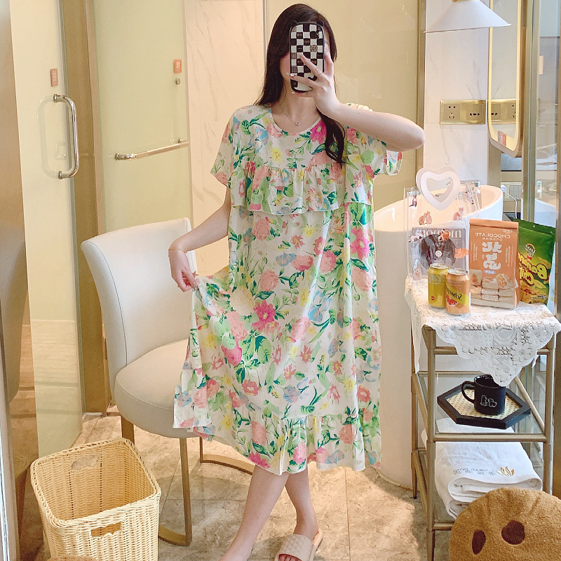 Νυχτικό από βαμβάκι-σίλκα, στρογγυλό λαιμό, μανίκια 3/4, λεπτή ύφανση, αντιβακτηριακό