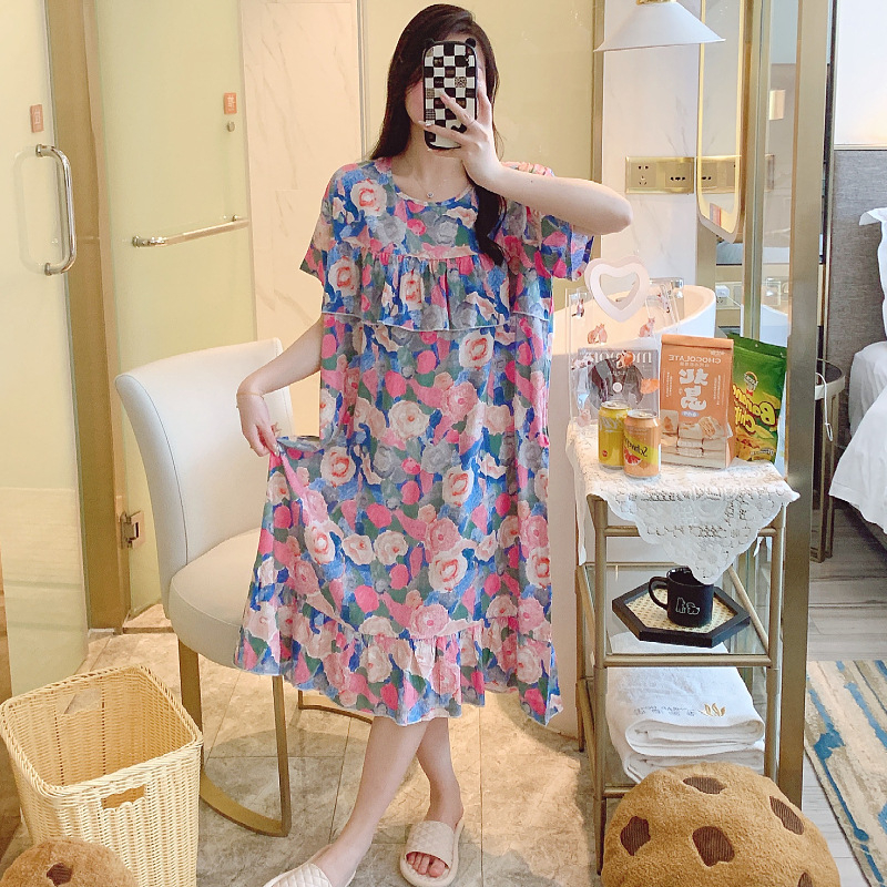 Νυχτικό από βαμβάκι-σίλκα, στρογγυλό λαιμό, μανίκια 3/4, λεπτή ύφανση, αντιβακτηριακό