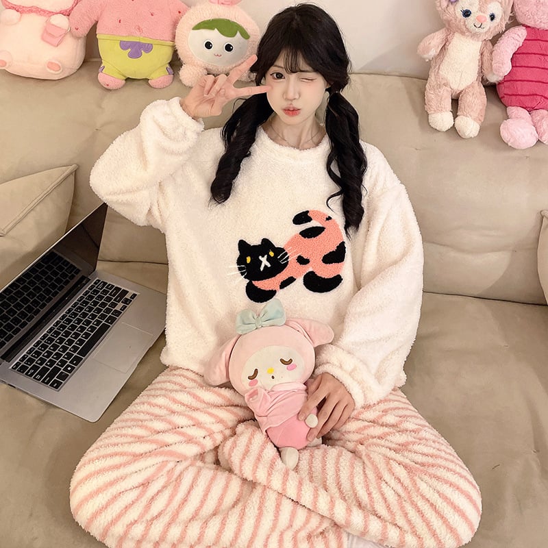 Σετ νυχτικού για κορίτσια το χειμώνα: νυχτικό σε ένα κομμάτι με μισό βελούδο, γλυκό στυλ, στρογγυλός λαιμός, μακριά μανίκια, μακριά φούστα