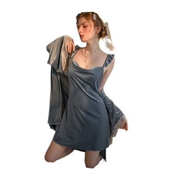 Γυναικείο σετ πιτζάμες από βελούδο με βαθύ V-λαιμό, δαντελένιες επενδύσεις, μακριά μανίκια, κοντή φούστα