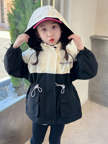 Детско яке за момичета с буквен принт, качулка и яка-стойка, цип, есен-зима 2025
