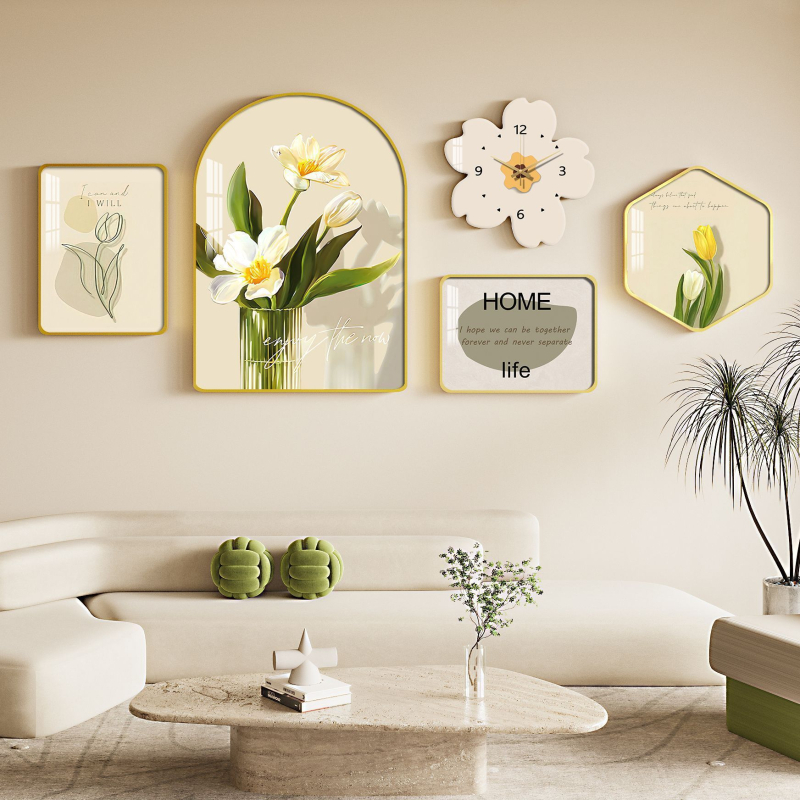 Dekoratīva pakarināma glezna ar augu un ziedu motīvu, kadra rāmis no alumīnija sakausējuma, gleznas kodols – kristāla plēve, roku zīmēta tehnika; piemērota viesistabai, guļamistabai un restorānam