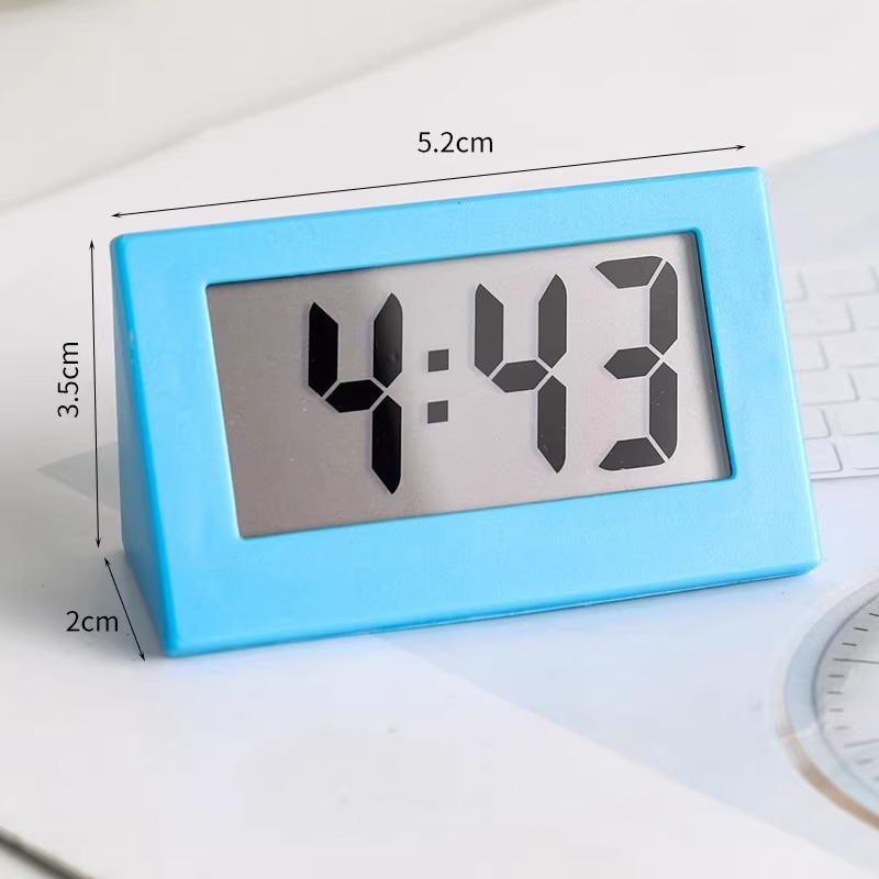 Stolni budilnik s luminescentnim zaslonom, kalendar, LCD brojčani prikaz, baterijsko napajanje, jednostavan moderni dizajn