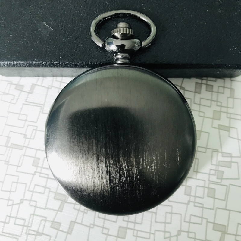 Boshia джобен часовник с лазерно гравирано лого, лъскав двустранен ретро флип корпус, кварцов механизъм SL68