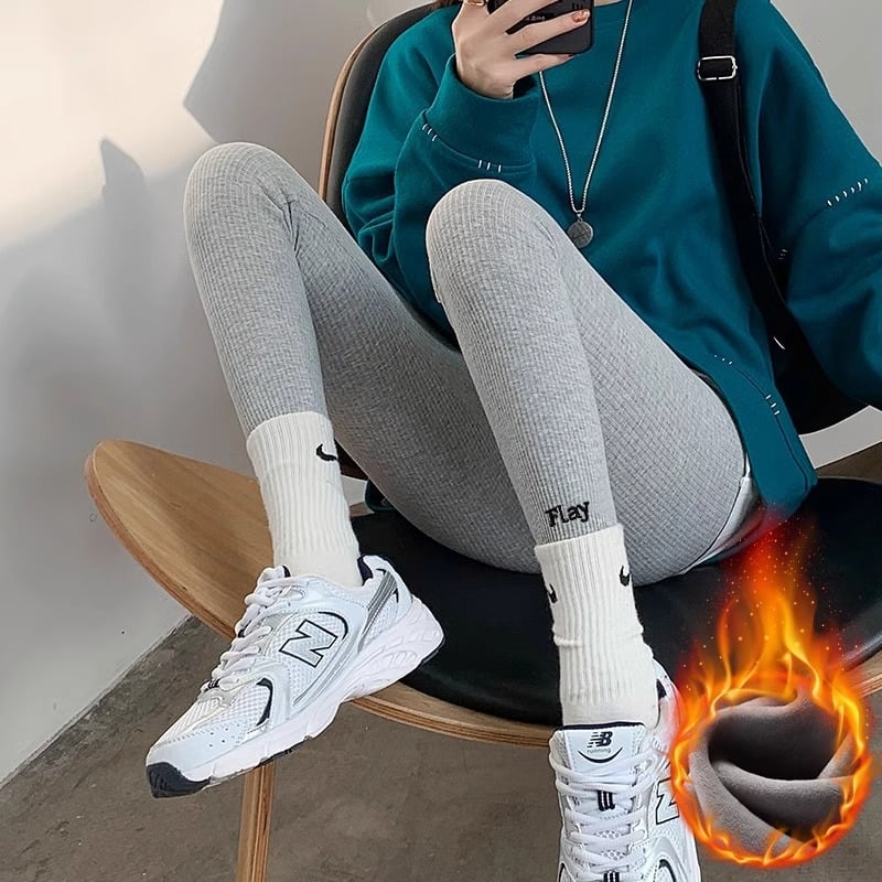 Κολάν εγκύου, στενή γραμμή, παχύ ύφασμα; σύνθεση: πολυεστέρας 68,3% / βισκόζη 29,2% / σπάντεξ 2,5%; Φθινόπωρο 2025